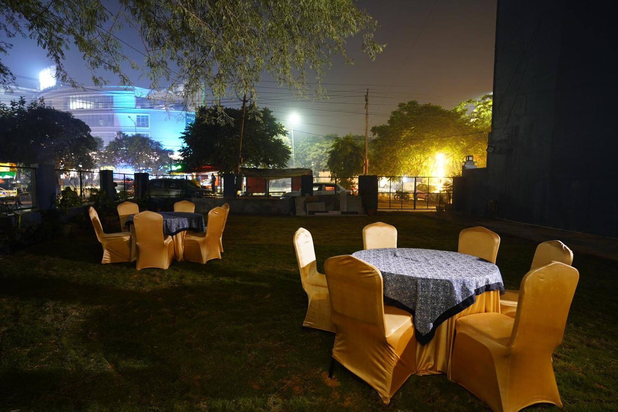 Posh Garden Inn Artemis Hospital Road Gurgaon Exterior photo