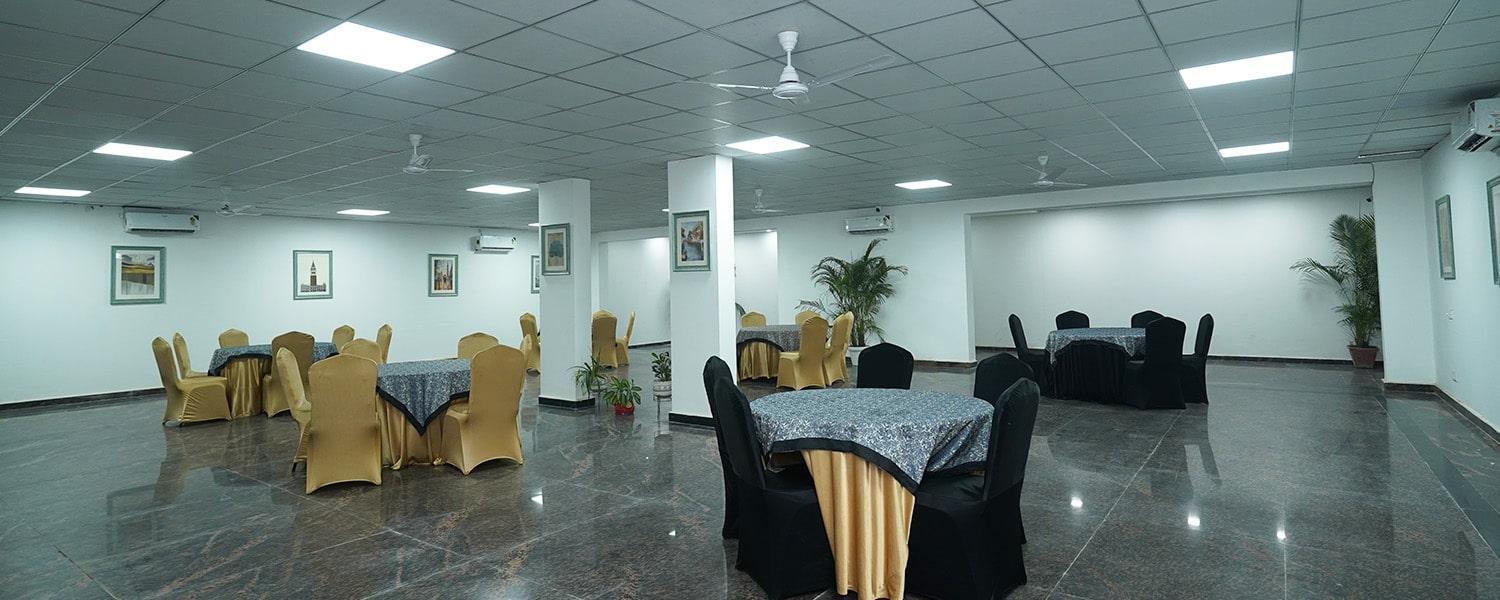 Posh Garden Inn Artemis Hospital Road Gurgaon Exterior photo